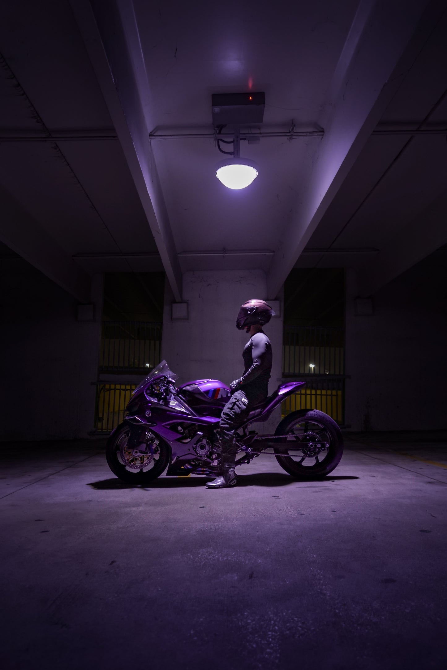 BLACK COMPRESSION LONG SLEEVE - Black