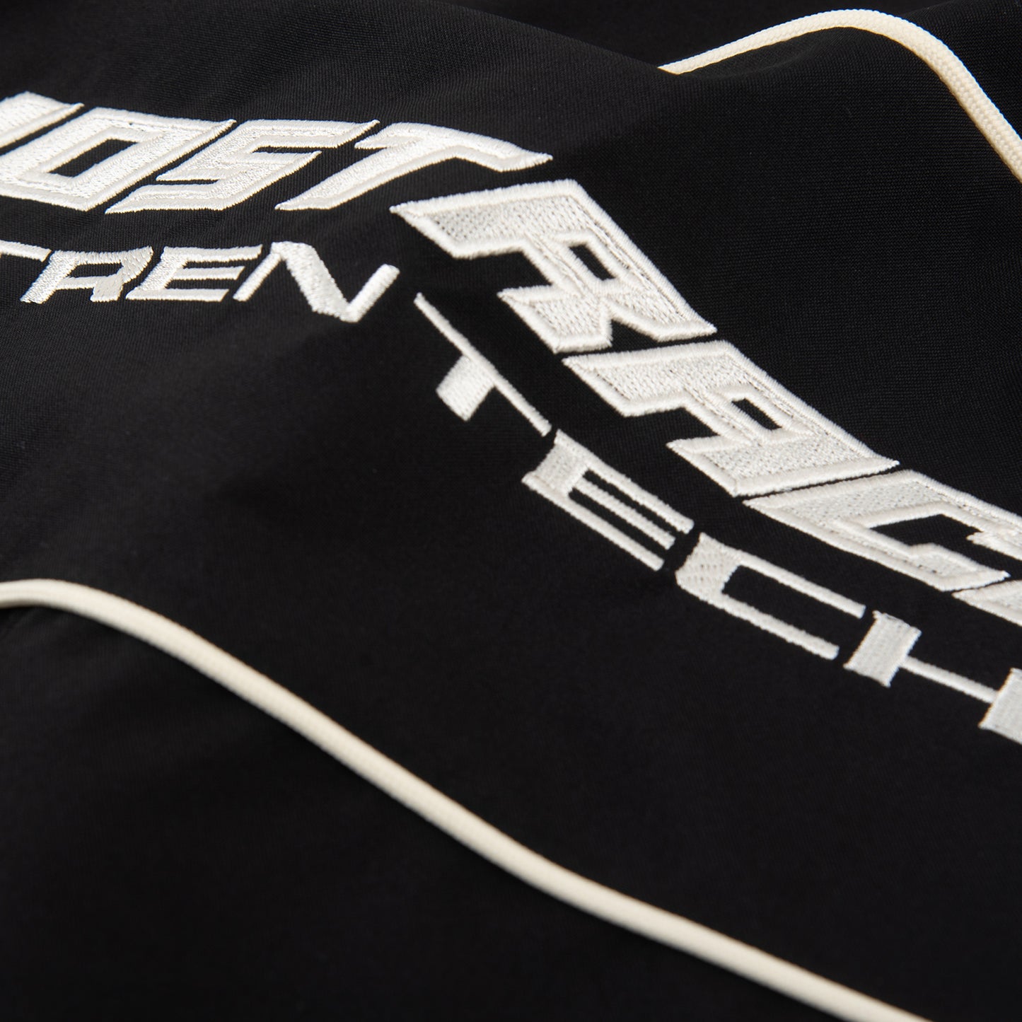 GHOST X TRENTECH WINDBREAKER - Black