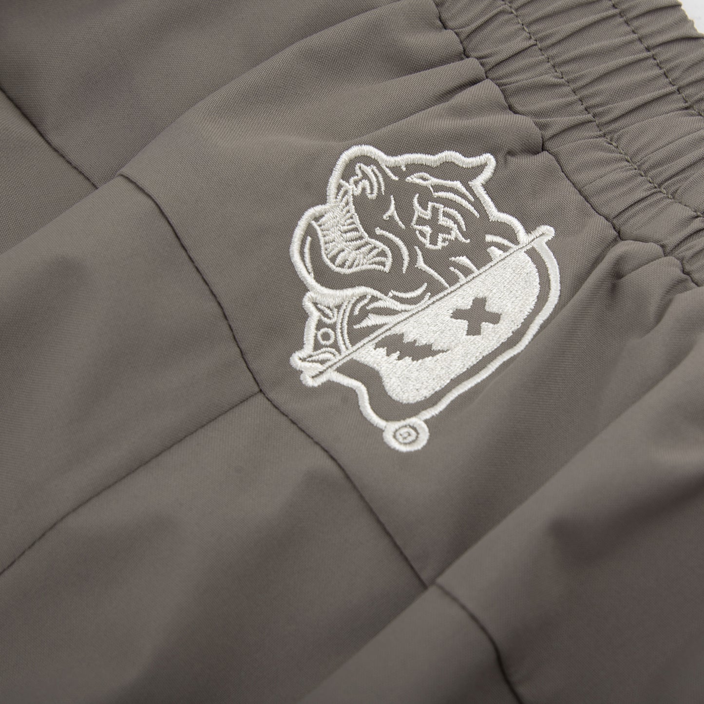 GHOST X TRENTECH BREAKERPANT - Light Brown