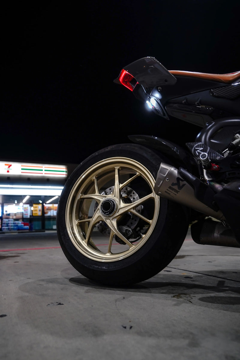 Ghost Performance Racing PROJECT GOLDWING – Ghost Racing